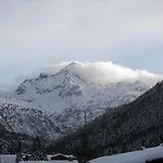 Hotell Alpina & 3*