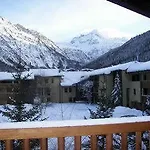 Hotell Alpina & La Thuile