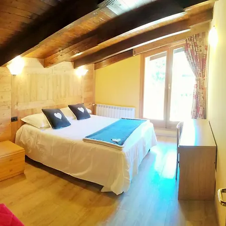 Alpina & فندق لا تْويلي