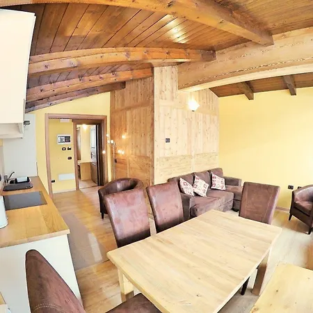 Hotel Alpina &